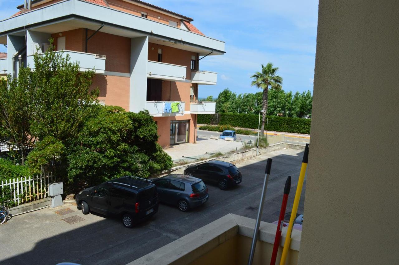 Porto SantʼElpidioAd Un Passo Dal Mareアパートメント エクステリア 写真
